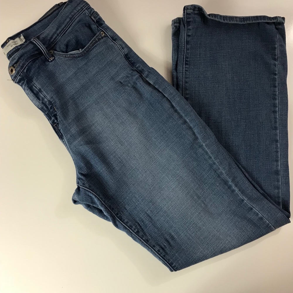 Vintage Levi Perfectly Slimming 512 Bootcut Jeans